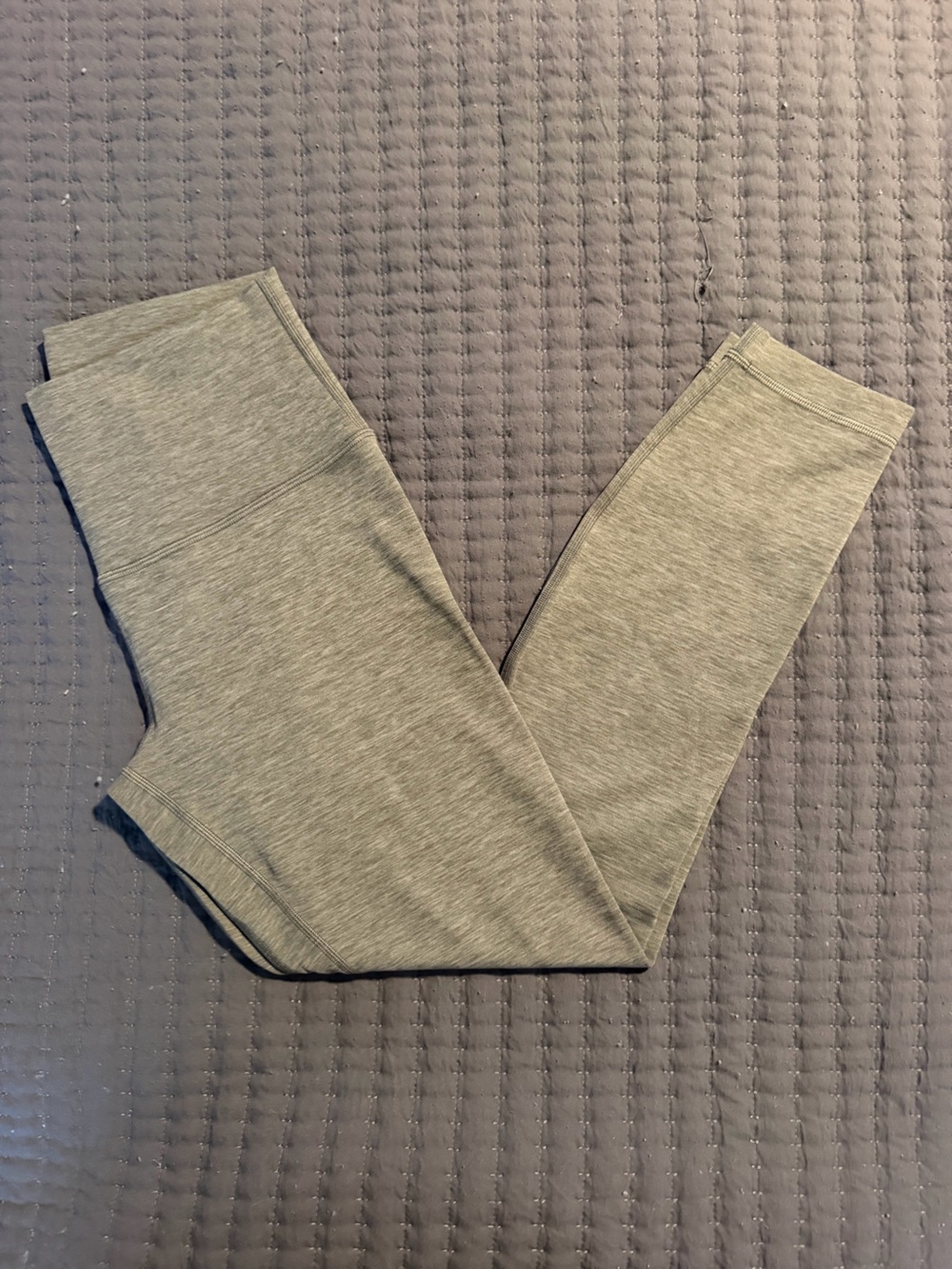 Women’s Lululemon Cropped Heather Gray Leggings